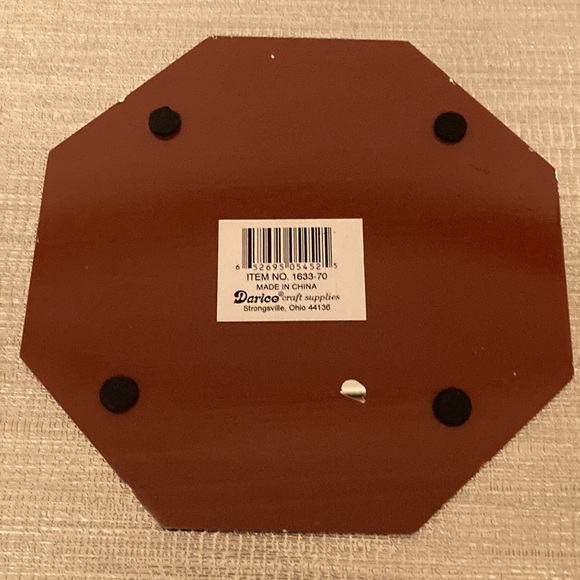 Octagon shaped Bevels Mirror to Display your Beautiful collectibles Bundle of 2 - Picture 8 of 10